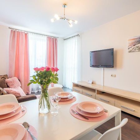 Apartamenty Prywatne W Hotelu Przy Plazy Diva Kołobrzeg Exterior foto